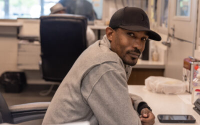 Crossroads Front Desk Volunteer